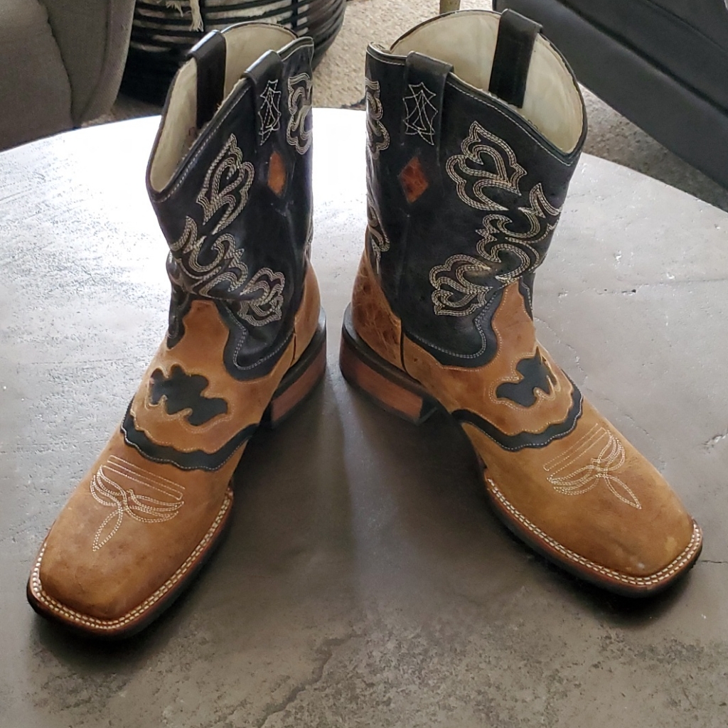 J.B. Dillow Reserve Boots Nwot